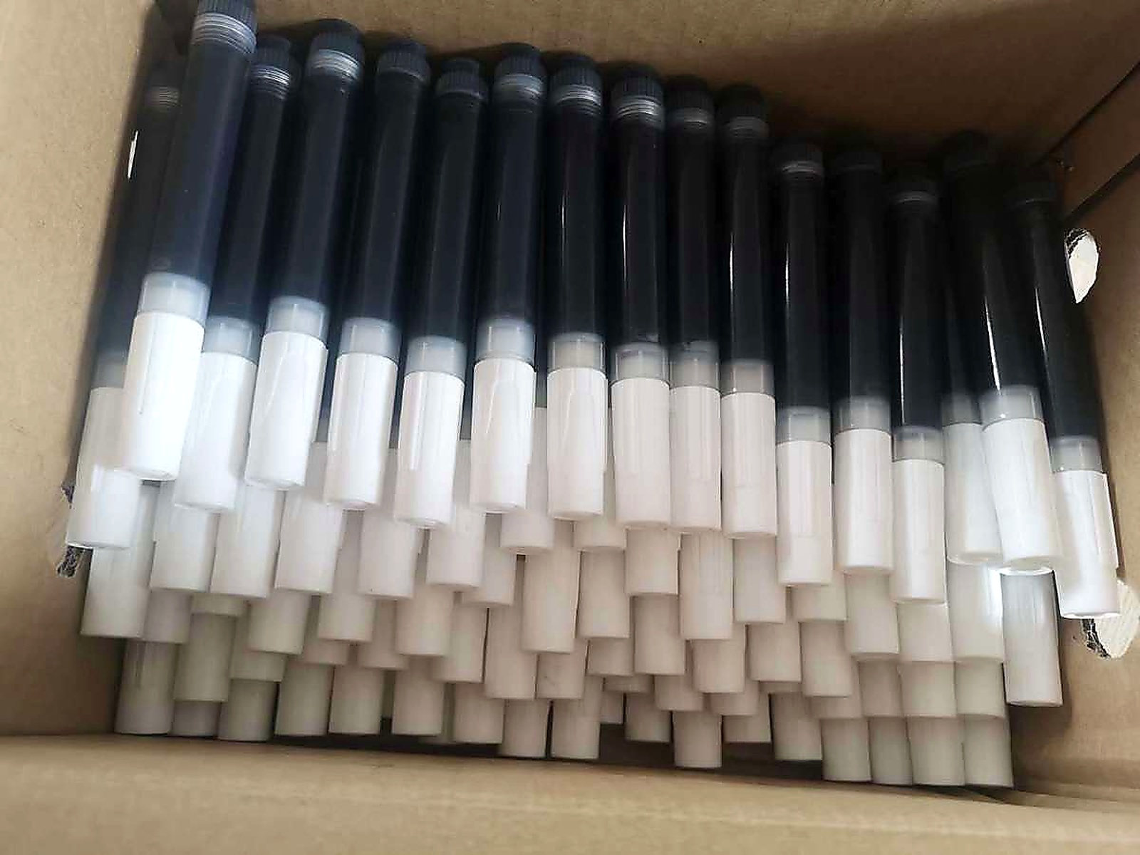 Black marker product pack